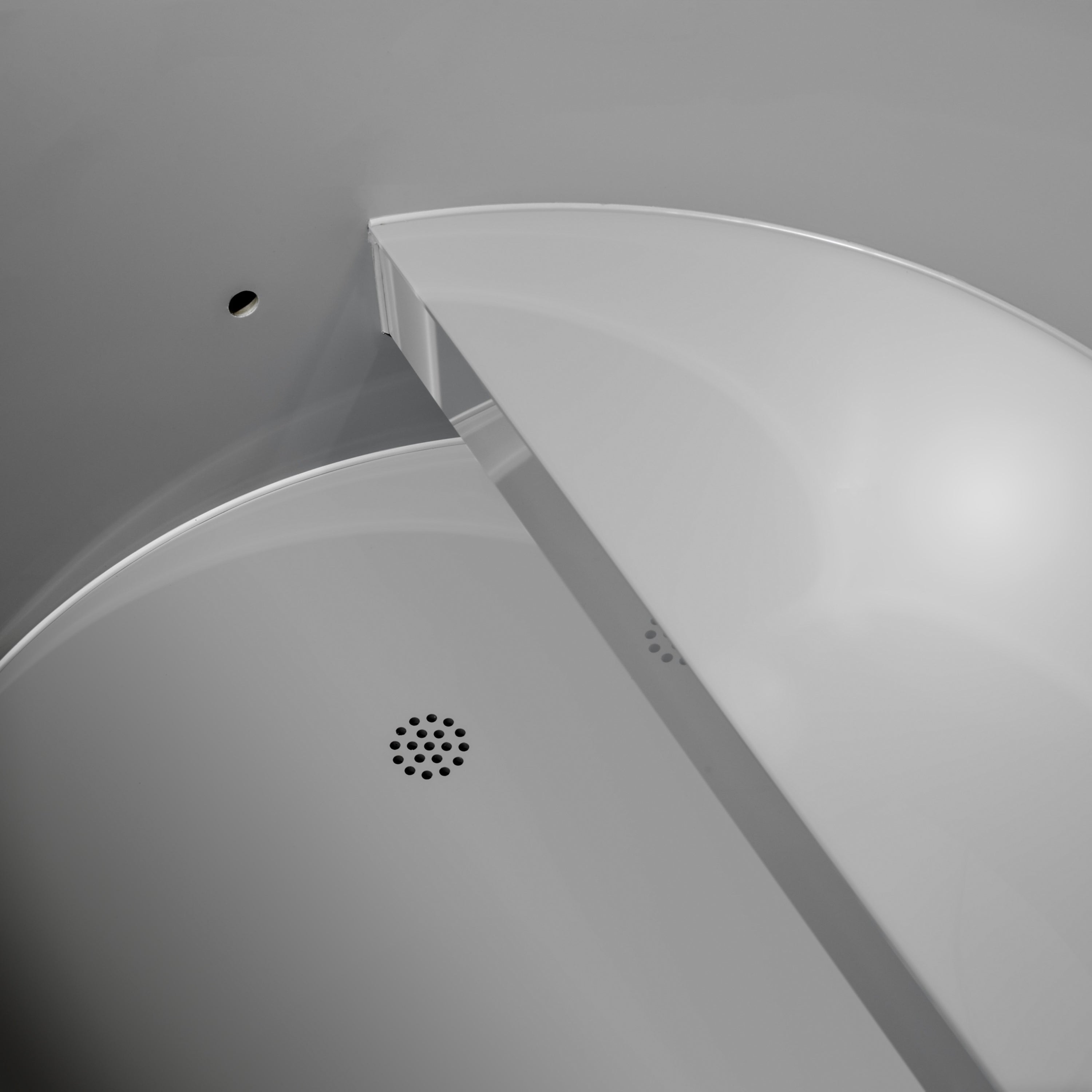 Dynamic Cold Therapy Barrel Spa - Pacific Cedar